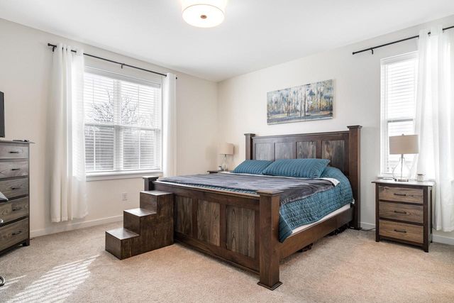 N174W20632 Laurel Springs CIRCLE, Jackson, WI 53037