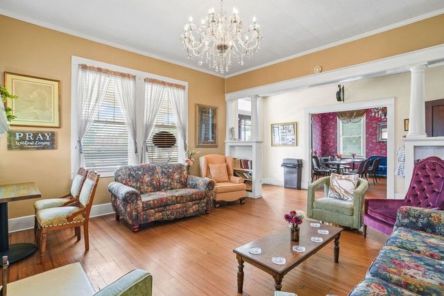 307 S Academy Street, Geneva, AL 36340