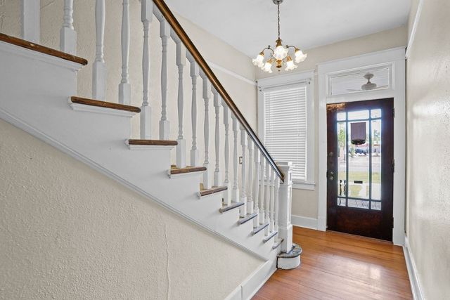 307 S Academy Street, Geneva, AL 36340