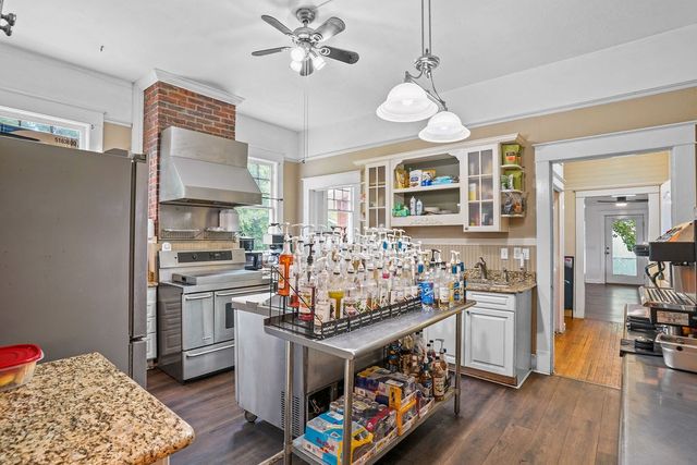 307 S Academy Street, Geneva, AL 36340