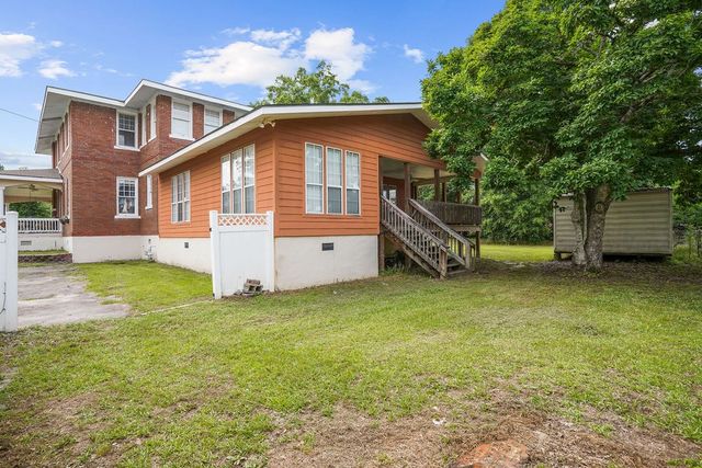 307 S Academy Street, Geneva, AL 36340