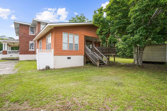 307 S Academy Street, Geneva, AL 36340