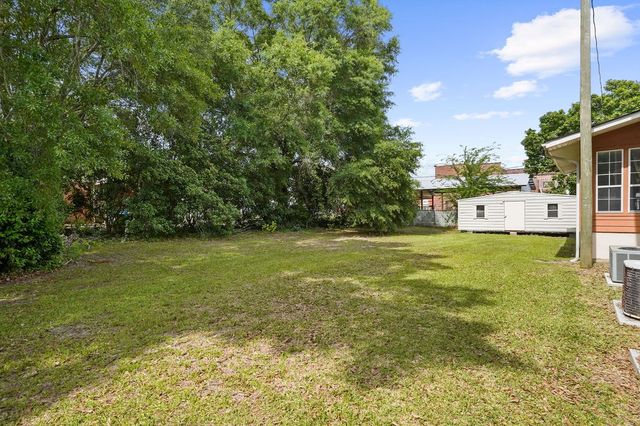 307 S Academy Street, Geneva, AL 36340