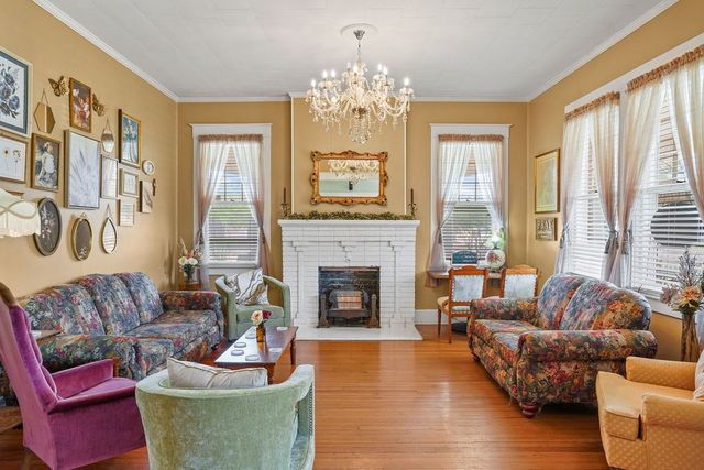 307 S Academy Street, Geneva, AL 36340