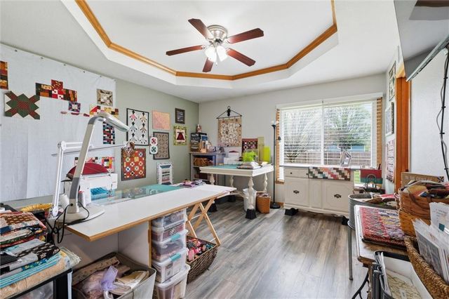 1305 Sam Den Circle, Cameron, MO 64429