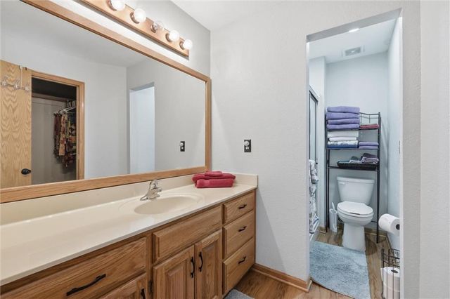 1305 Sam Den Circle, Cameron, MO 64429