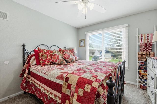 1305 Sam Den Circle, Cameron, MO 64429