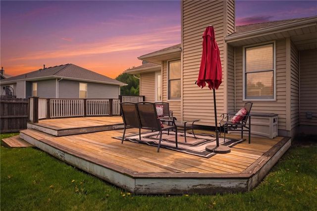 1305 Sam Den Circle, Cameron, MO 64429