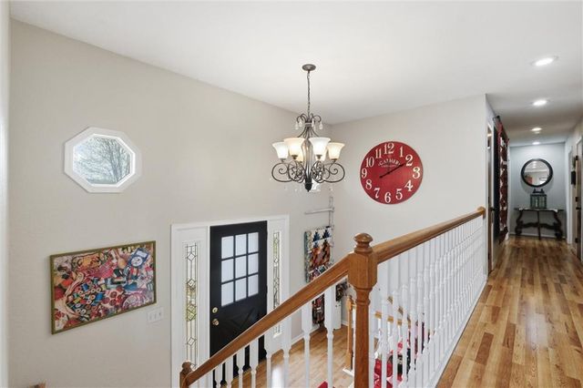 1305 Sam Den Circle, Cameron, MO 64429