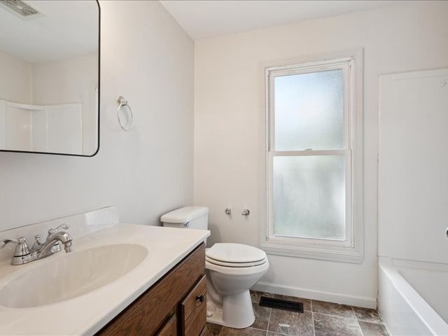 1238 Ellis Boulevard NW, Cedar Rapids, IA 52405