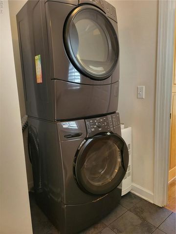 305 Herman Melville AVE, Newport News, VA 23606