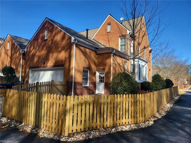 305 Herman Melville AVE, Newport News, VA 23606