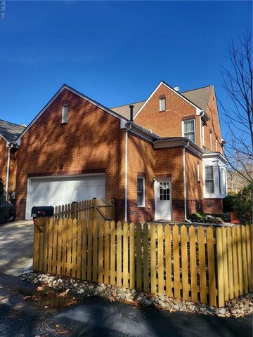 305 Herman Melville AVE, Newport News, VA 23606