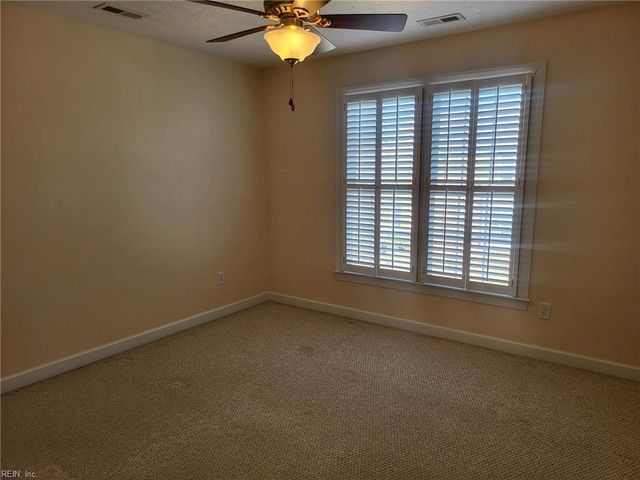 305 Herman Melville AVE, Newport News, VA 23606