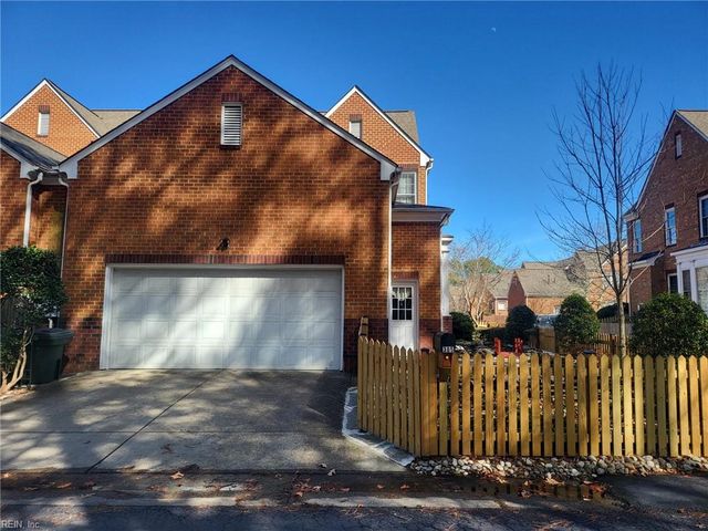 305 Herman Melville AVE, Newport News, VA 23606