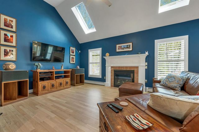 6 Remington Road, Salem, NH 03079