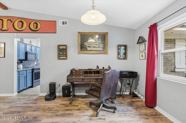 1564 OAK RIDGE Drive W, Jacksonville, FL 32225