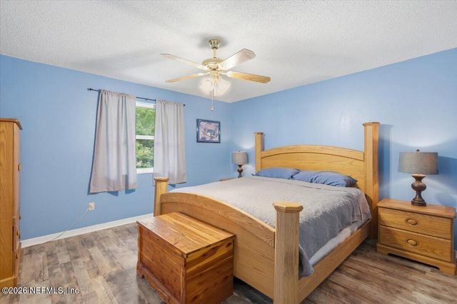 1564 OAK RIDGE Drive W, Jacksonville, FL 32225