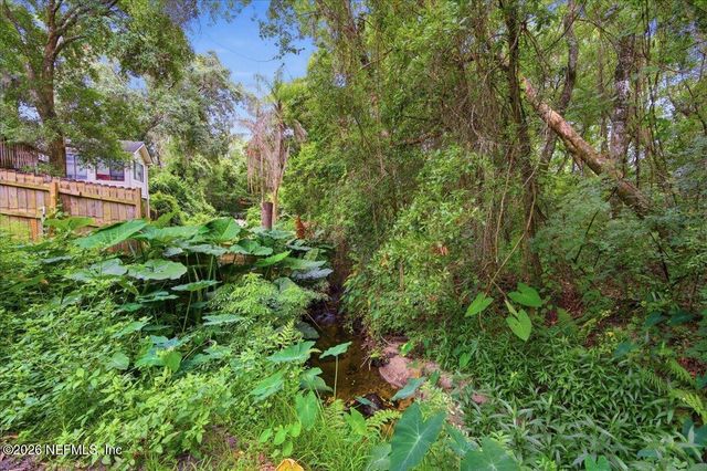 1564 OAK RIDGE Drive W, Jacksonville, FL 32225