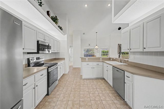 10351 Locker Drive, Spring Hill, FL 34608