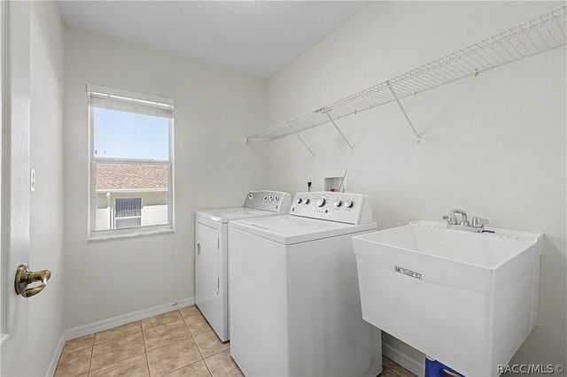 10351 Locker Drive, Spring Hill, FL 34608