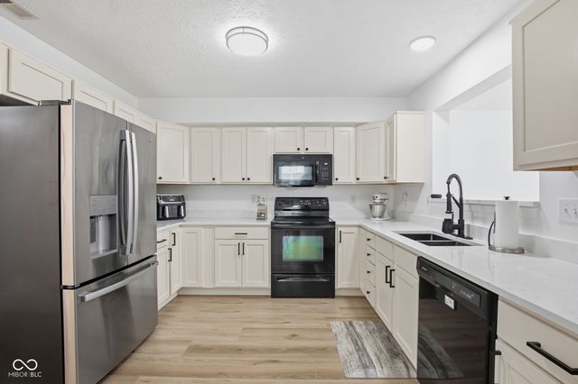 635 Daniel Court, Westfield, IN 46074