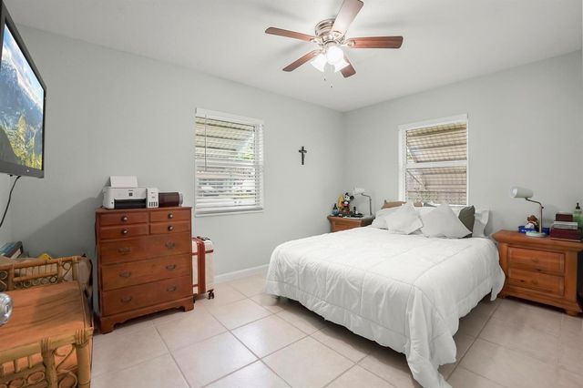 3231 Vassallo Avenue, Palm Springs, FL 33461