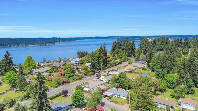 3713 Tahoma Place W, University Place, WA 98466