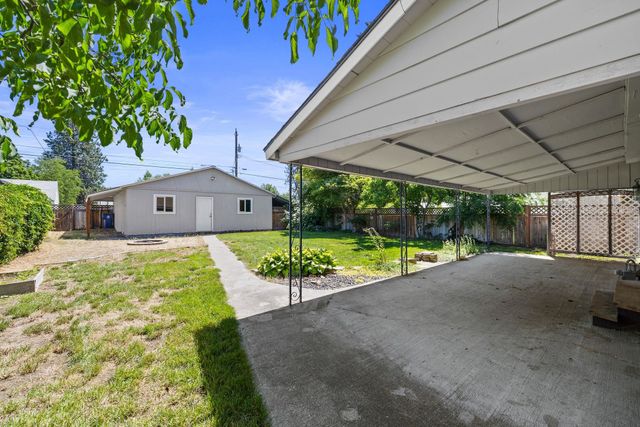 5214 N Belt St, Spokane, WA 99205