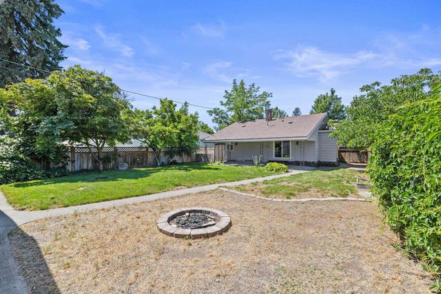 5214 N Belt St, Spokane, WA 99205