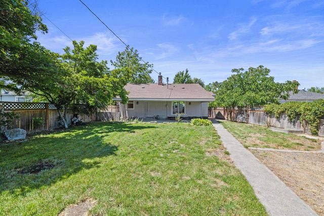 5214 N Belt St, Spokane, WA 99205