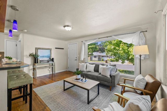 5214 N Belt St, Spokane, WA 99205