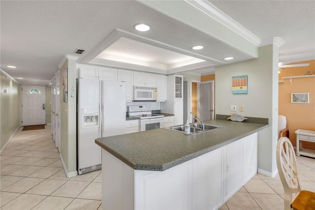 5201 S ATLANTIC AVENUE 202A, New Smyrna Beach, FL 32169