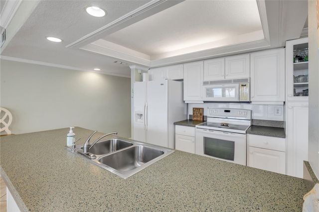 5201 S ATLANTIC AVENUE 202A, New Smyrna Beach, FL 32169