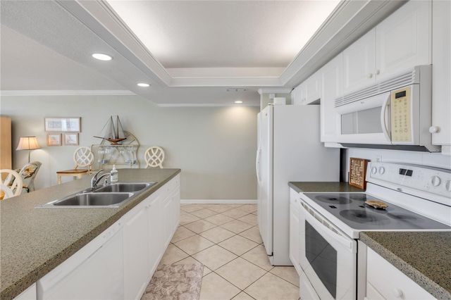 5201 S ATLANTIC AVENUE 202A, New Smyrna Beach, FL 32169