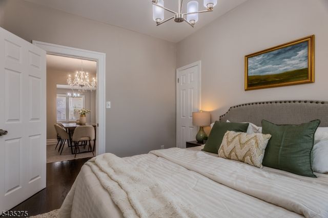 221 N Park St, East Orange City, NJ 07017