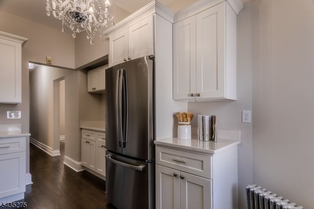 221 N Park St, East Orange City, NJ 07017
