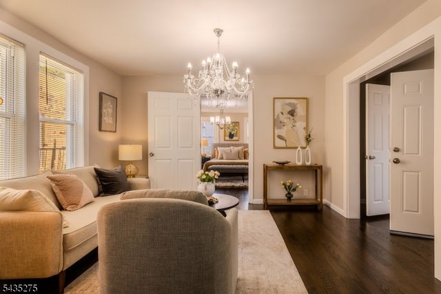 221 N Park St, East Orange City, NJ 07017