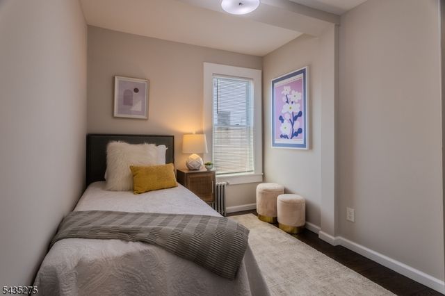 221 N Park St, East Orange City, NJ 07017
