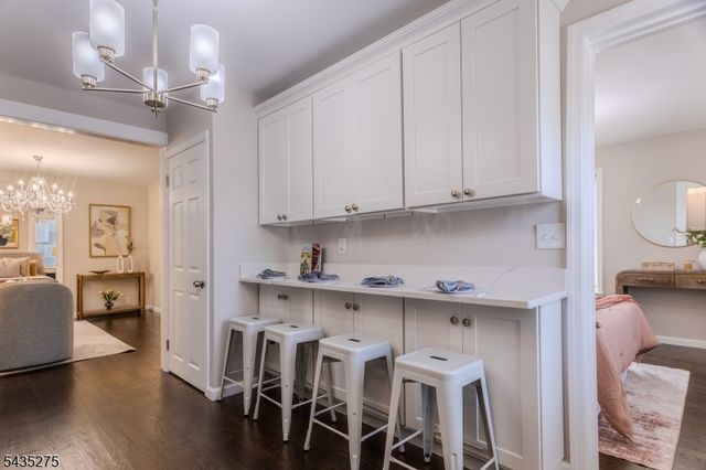 221 N Park St, East Orange City, NJ 07017