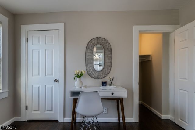 221 N Park St, East Orange City, NJ 07017