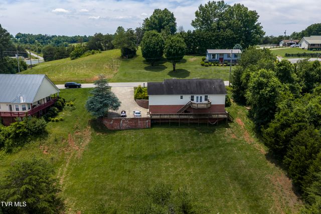 150 West Hills Drive, Mosheim, TN 37818
