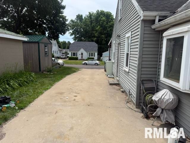 805 SPRING Street, Washington, IL 61571