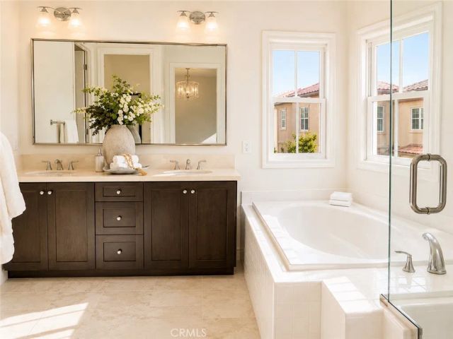 10 Torosa, Lake Forest, CA 92630