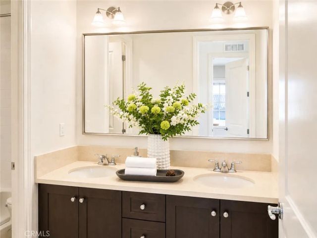 10 Torosa, Lake Forest, CA 92630
