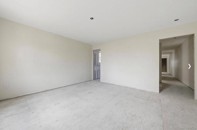 955 E 229th Street, Bronx, NY 10466