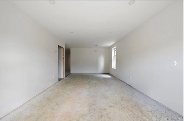 955 E 229th Street, Bronx, NY 10466