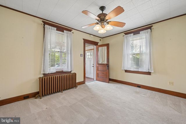 323 MAPLE AVE, Delanco, NJ 08075