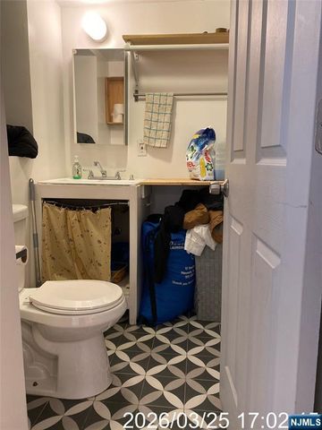 38 N Delancy Street 3, Newark, NJ 07105