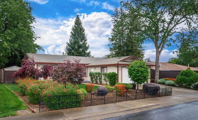 5705 Tudor Way, Loomis, CA 95650